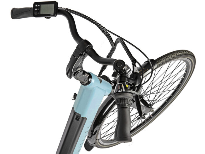 Villette Amant Eco Blue cockpit web 1