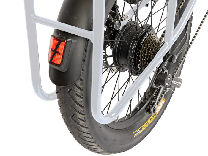 Carratt Bari wit motor achterlicht web