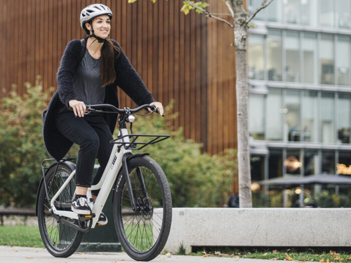 8015236313345 Stealth M sfeer wit