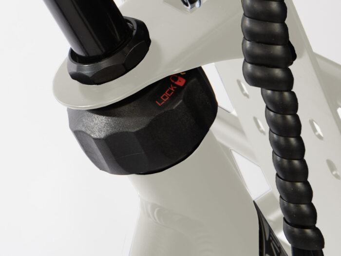 8721082621496 Transporter BG midgrijs stuurslot