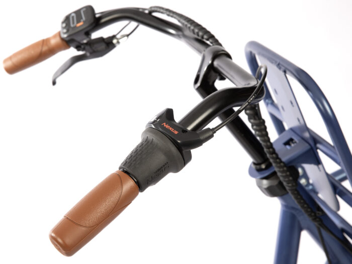 8721082621502 Transporter BG donkerblauw stuur