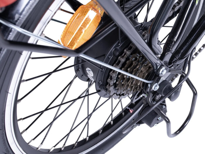 8721082621526 Pliage motor zwart achter