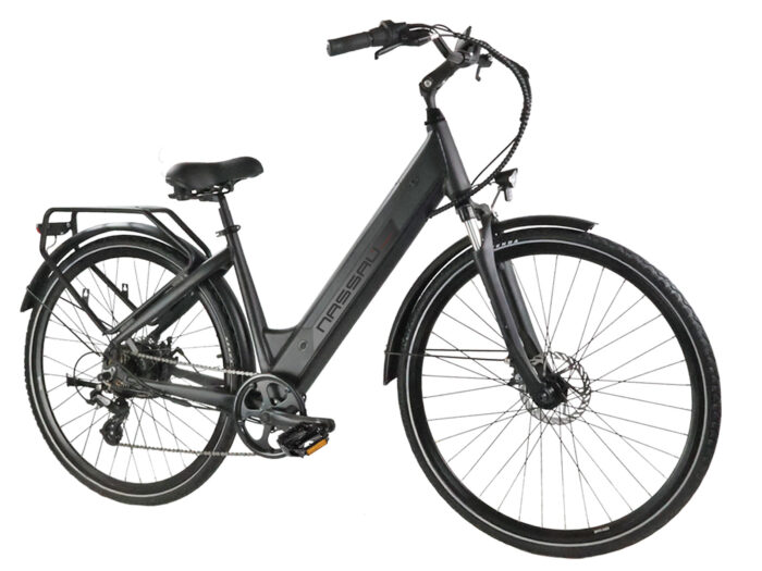 Nassau Freeport 8721082621571 schuin voor