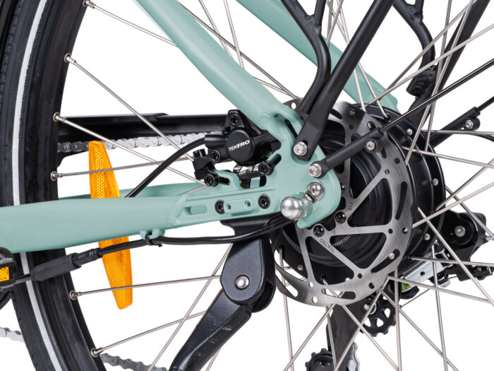 urbana cyan rem motor